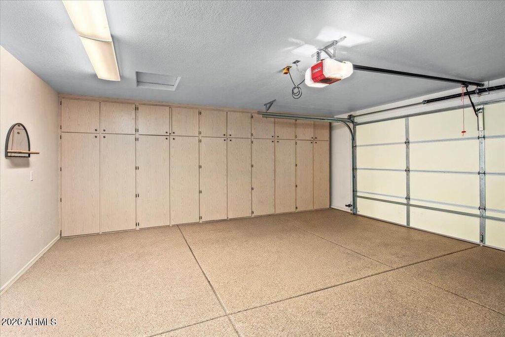 Image 12 of property listing at 33223 N SYMER Drive, Cave Creek, AZ 85331