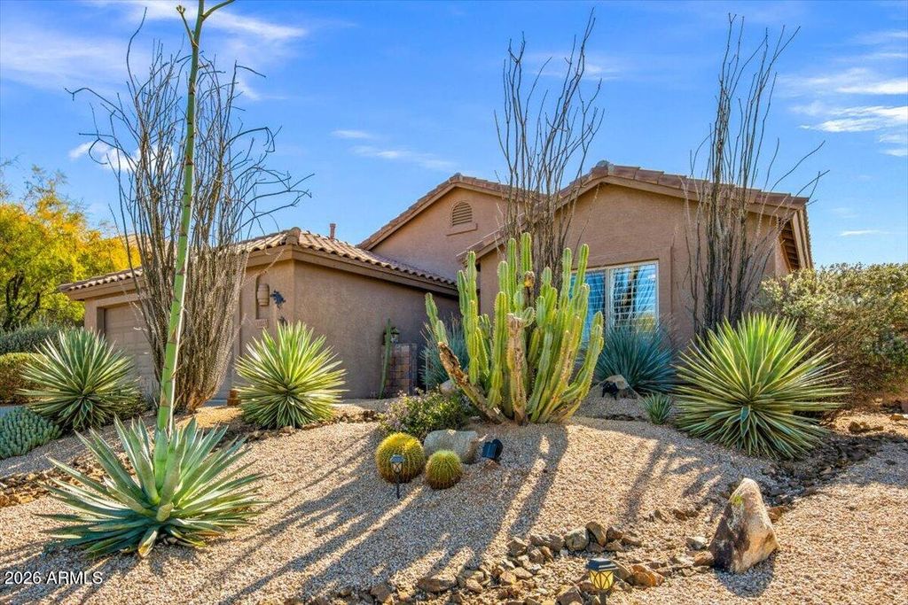 Image 2 of property listing at 33223 N SYMER Drive, Cave Creek, AZ 85331