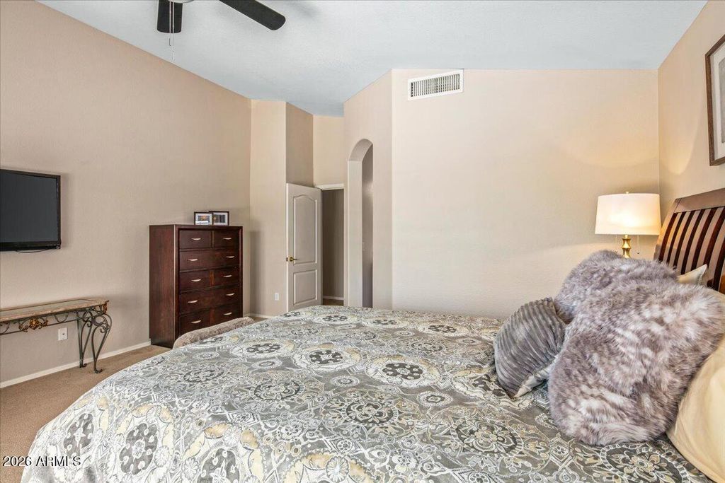 Image 21 of property listing at 33223 N SYMER Drive, Cave Creek, AZ 85331