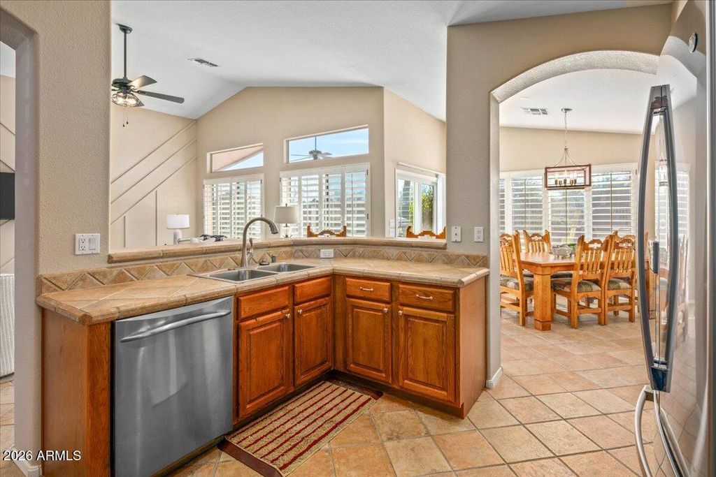 Image 27 of property listing at 33223 N SYMER Drive, Cave Creek, AZ 85331