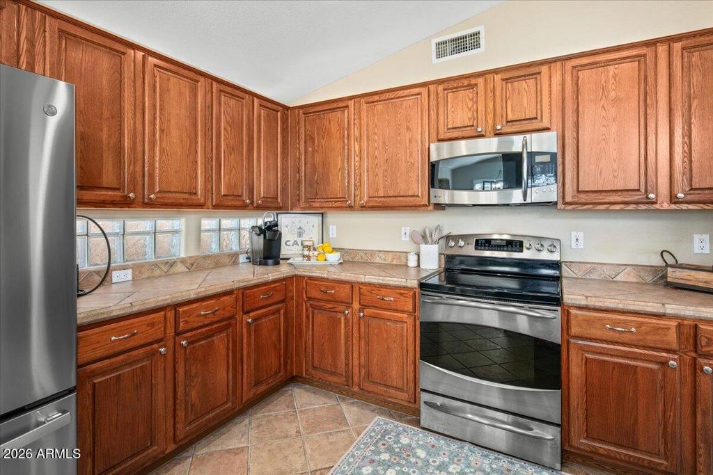 Image 29 of property listing at 33223 N SYMER Drive, Cave Creek, AZ 85331