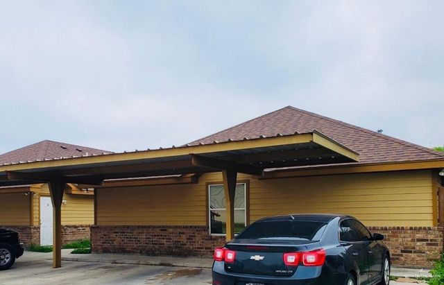 1302 W Harrison Avenue 1, Alton, TX 78573