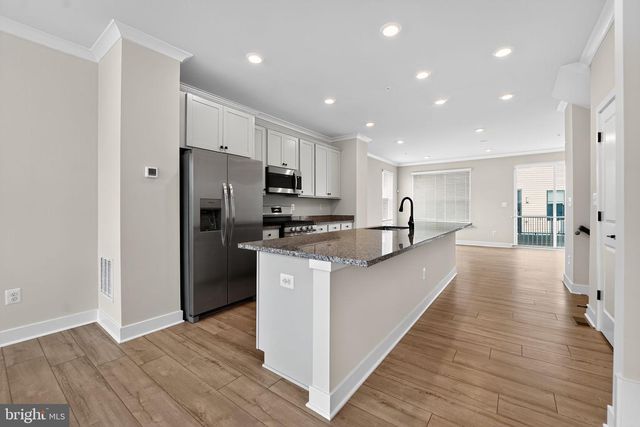 4341 LAPLATA AVE, Baltimore, MD 21211