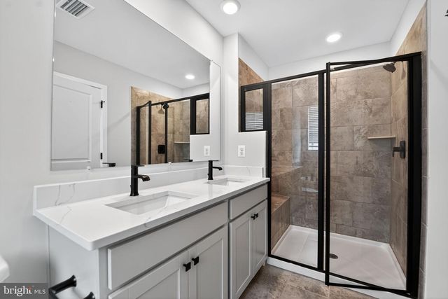 4341 LAPLATA AVE, Baltimore, MD 21211