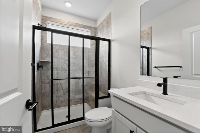 4341 LAPLATA AVE, Baltimore, MD 21211
