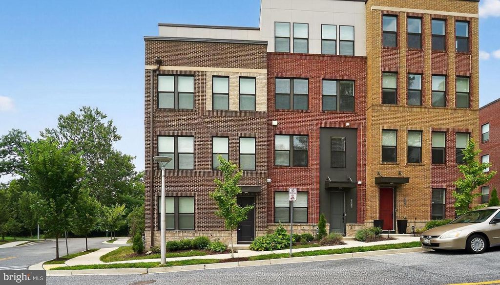 Image 1 of property listing at 4341 LAPLATA AVE, Baltimore, MD 21211