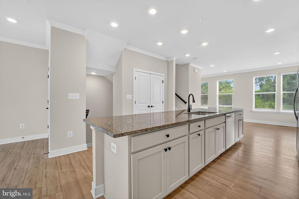 Image 14 of property listing at 4341 LAPLATA AVE, Baltimore, MD 21211