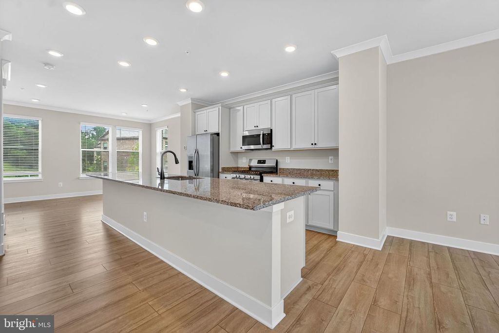 Image 15 of property listing at 4341 LAPLATA AVE, Baltimore, MD 21211