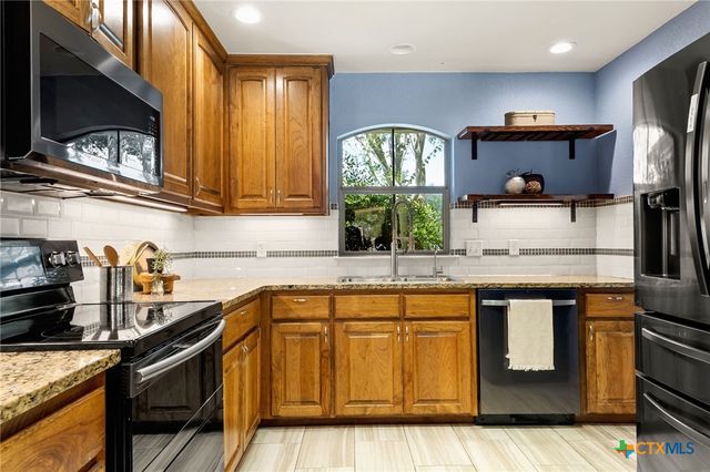 1353 Hunters Court, Seguin, TX 78155