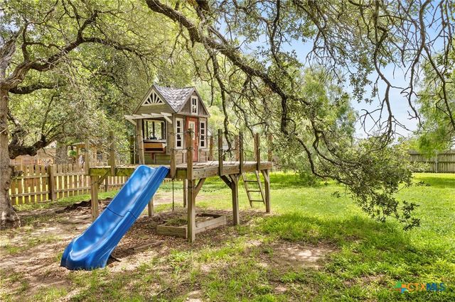 1353 Hunters Court, Seguin, TX 78155
