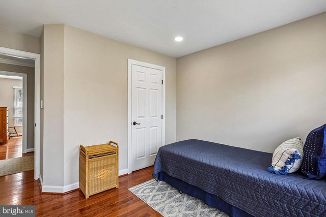 20233 SWEET MEADOW LN, Gaithersburg, MD 20882