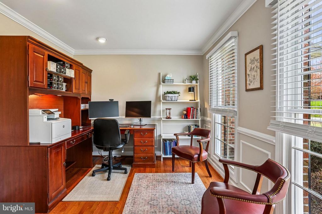 Image 11 of property listing at 20233 SWEET MEADOW LN, Gaithersburg, MD 20882