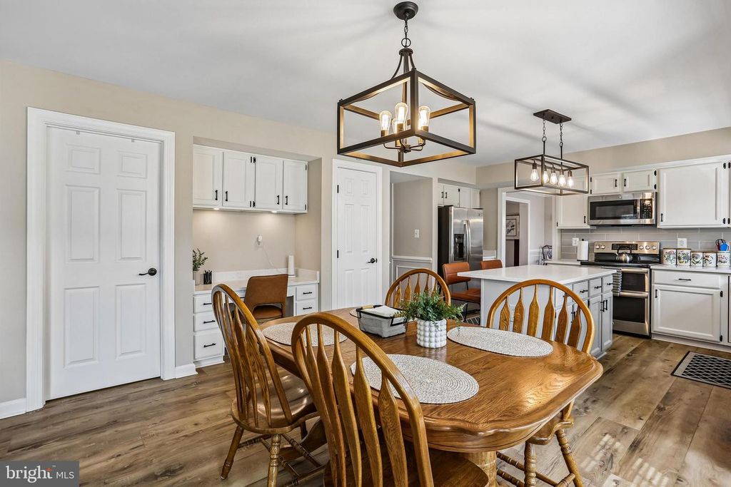 Image 26 of property listing at 20233 SWEET MEADOW LN, Gaithersburg, MD 20882