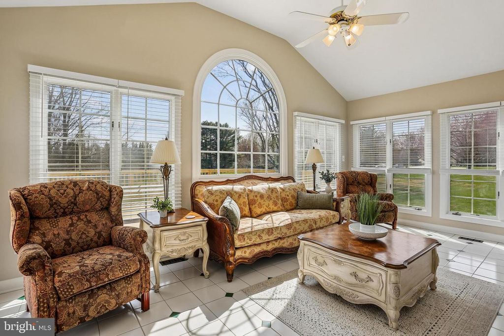 Image 38 of property listing at 20233 SWEET MEADOW LN, Gaithersburg, MD 20882