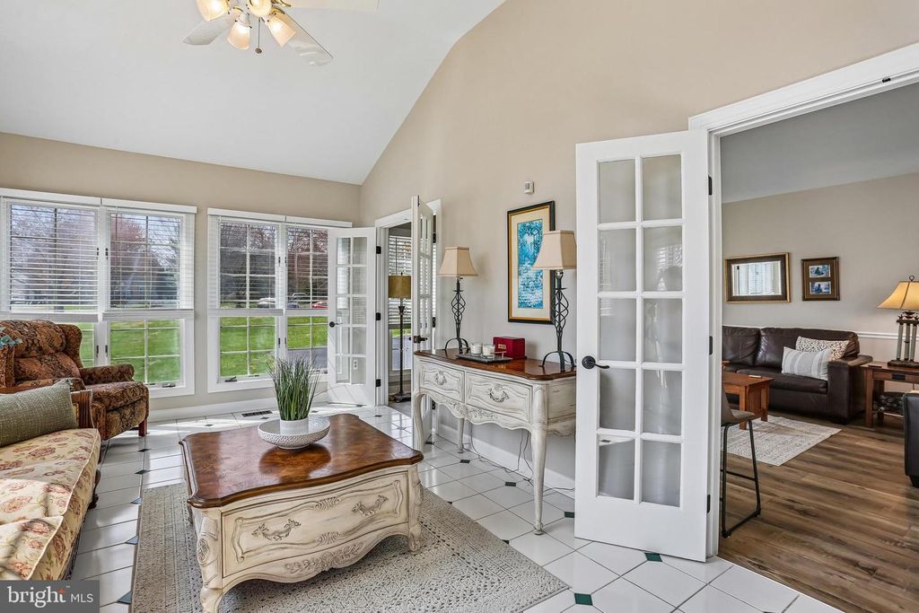 Image 40 of property listing at 20233 SWEET MEADOW LN, Gaithersburg, MD 20882