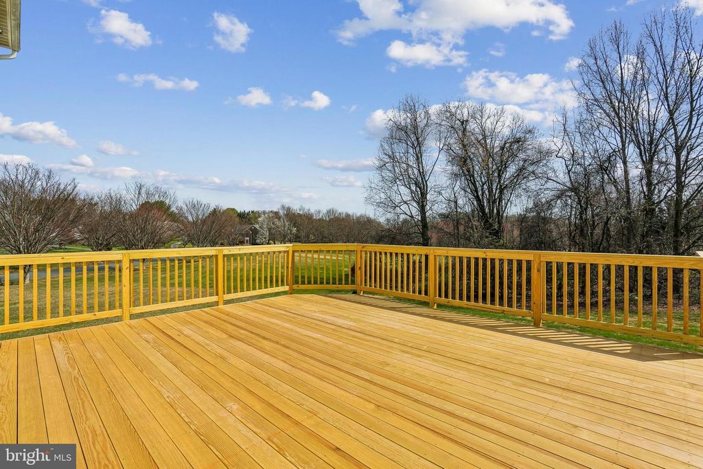 Image 41 of property listing at 20233 SWEET MEADOW LN, Gaithersburg, MD 20882