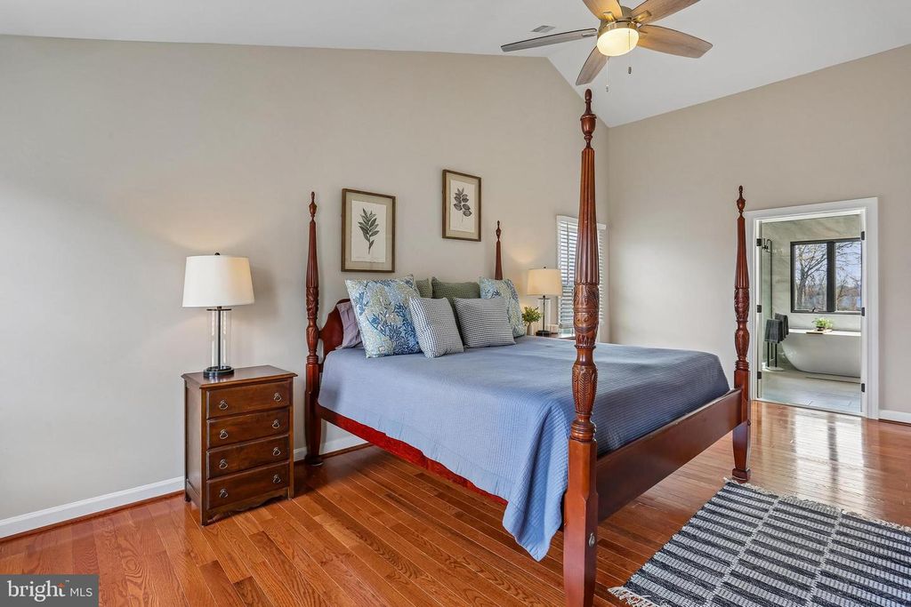 Image 53 of property listing at 20233 SWEET MEADOW LN, Gaithersburg, MD 20882