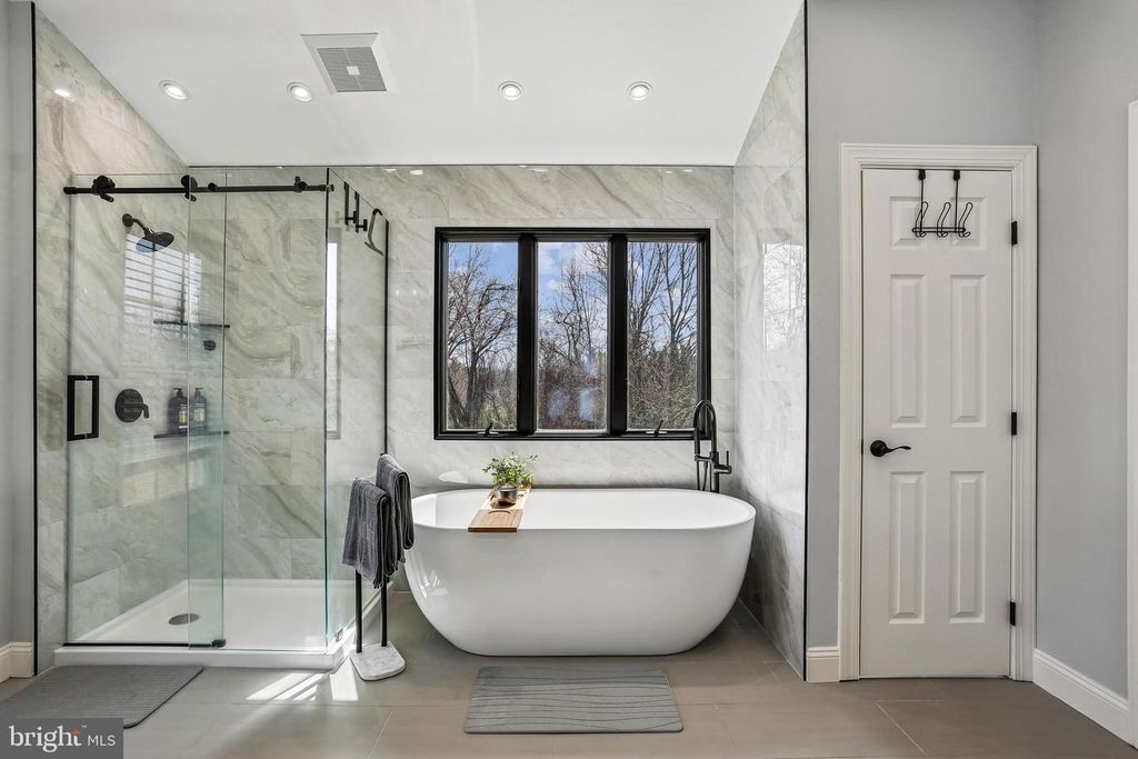 Image 56 of property listing at 20233 SWEET MEADOW LN, Gaithersburg, MD 20882