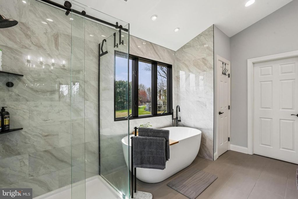 Image 57 of property listing at 20233 SWEET MEADOW LN, Gaithersburg, MD 20882