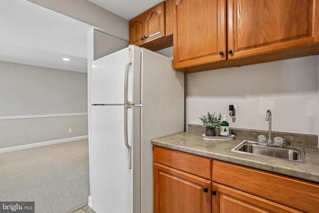 Image 73 of property listing at 20233 SWEET MEADOW LN, Gaithersburg, MD 20882