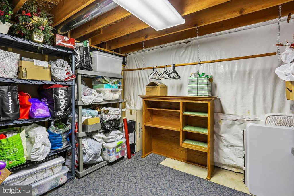 Image 78 of property listing at 20233 SWEET MEADOW LN, Gaithersburg, MD 20882