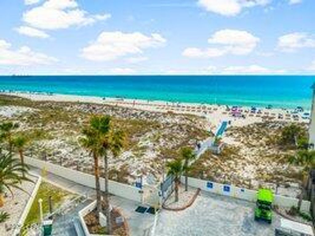 Image 5 of property listing at 242 Barracuda Drive, Panama City Beach, FL 32408