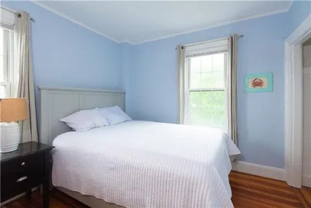 20 Carroll Avenue, Newport, RI 02840