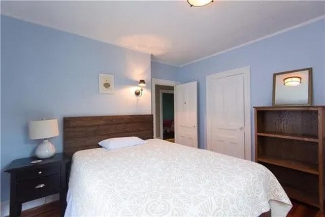 20 Carroll Avenue, Newport, RI 02840
