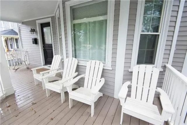 20 Carroll Avenue, Newport, RI 02840