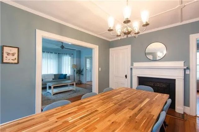 20 Carroll Avenue, Newport, RI 02840