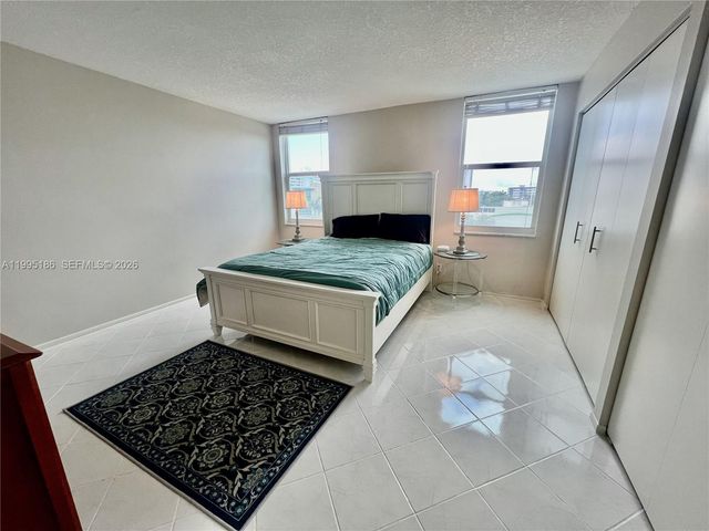 3015 N Ocean Boulevard 4L, Fort Lauderdale, FL 33308