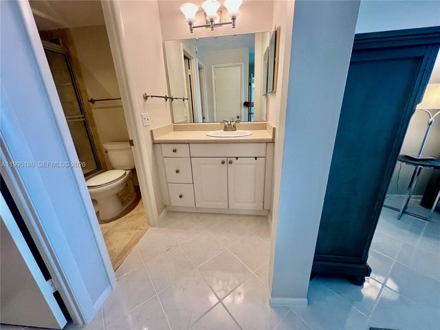 3015 N Ocean Boulevard 4L, Fort Lauderdale, FL 33308