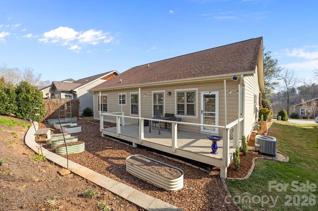 33 Asher Lane, Arden, NC 28704