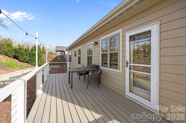 33 Asher Lane, Arden, NC 28704