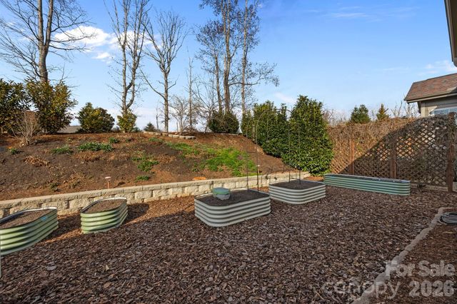 33 Asher Lane, Arden, NC 28704