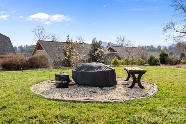 33 Asher Lane, Arden, NC 28704