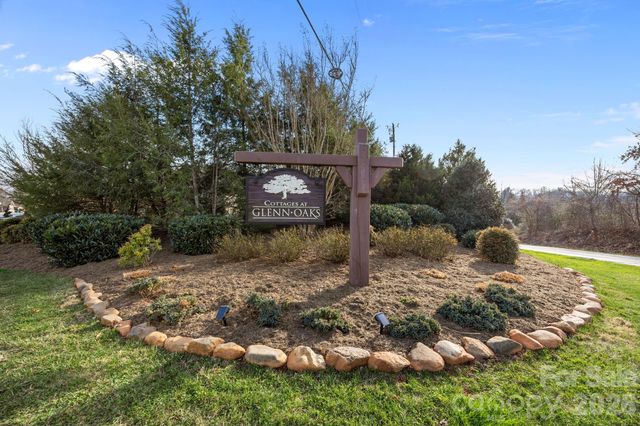 33 Asher Lane, Arden, NC 28704