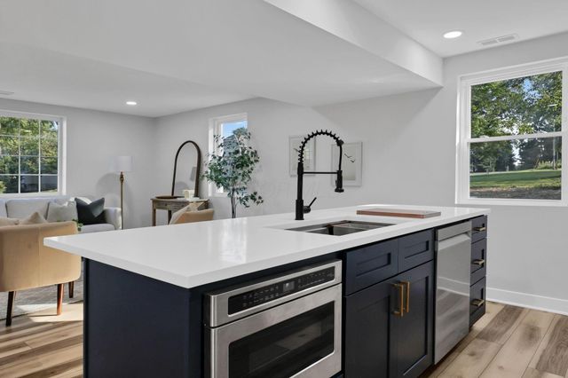 11745 Smith Road NW, Lithopolis, OH 43136