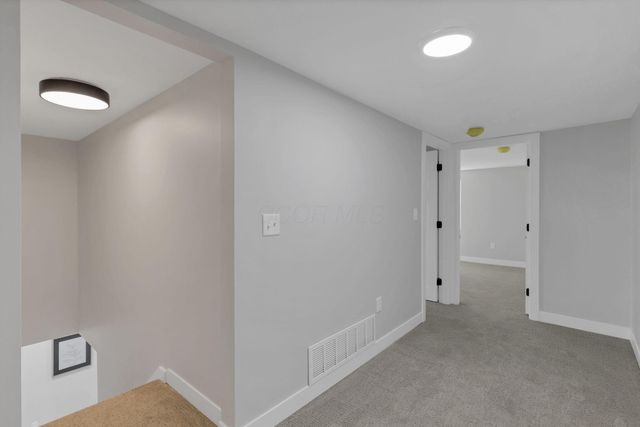 11745 Smith Road NW, Lithopolis, OH 43136
