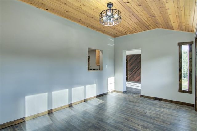 219 Main Street, Greenwood, WI 54437