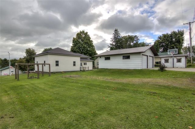 219 Main Street, Greenwood, WI 54437