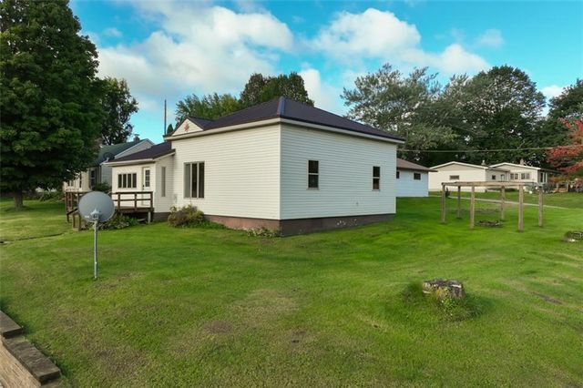 219 Main Street, Greenwood, WI 54437