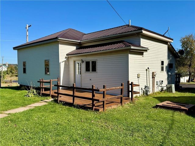 219 Main Street, Greenwood, WI 54437