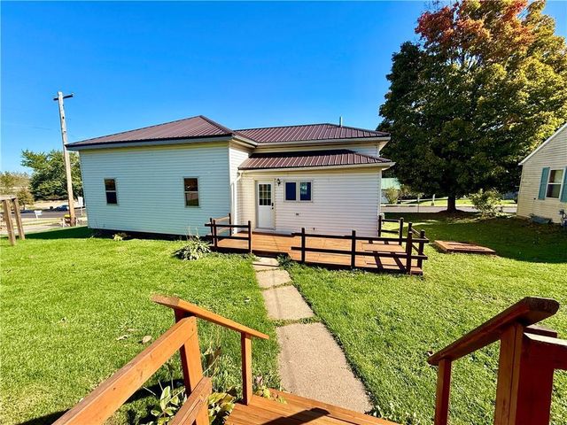 219 Main Street, Greenwood, WI 54437