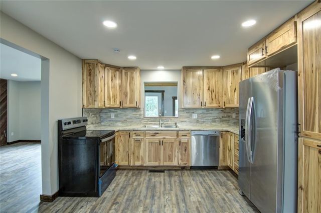 219 Main Street, Greenwood, WI 54437