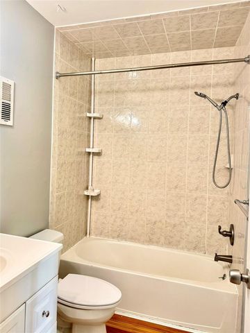 14412 REUTER STRASSE CIRCLE 213, Tampa, FL 33613