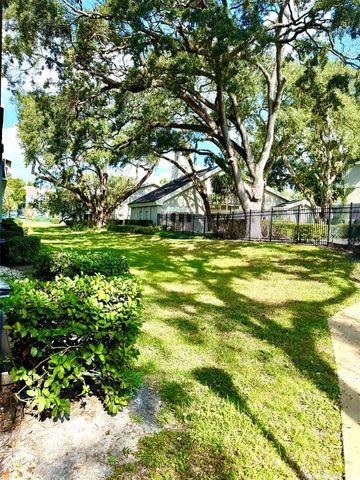 14412 REUTER STRASSE CIRCLE 213, Tampa, FL 33613