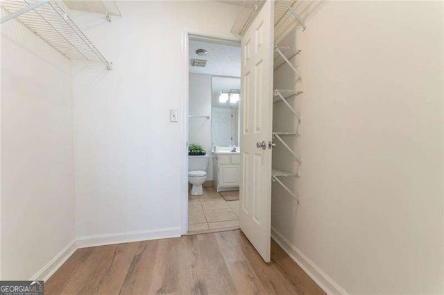 1015 Mcgill Park Avenue NE, Atlanta, GA 30312