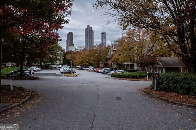 1015 Mcgill Park Avenue NE, Atlanta, GA 30312