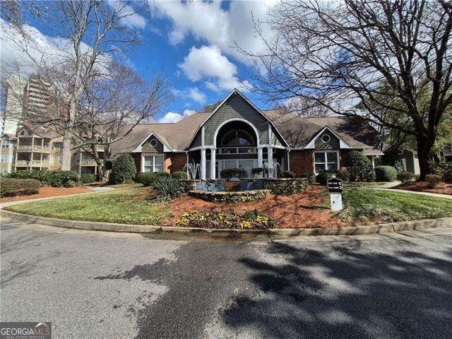 1015 Mcgill Park Avenue NE, Atlanta, GA 30312